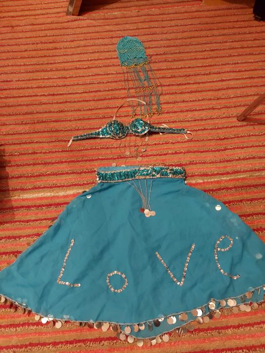 Costum dans pentru fete