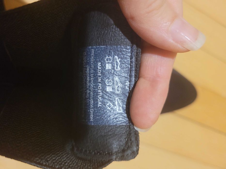 Ghete piele intoarsa 40 marime