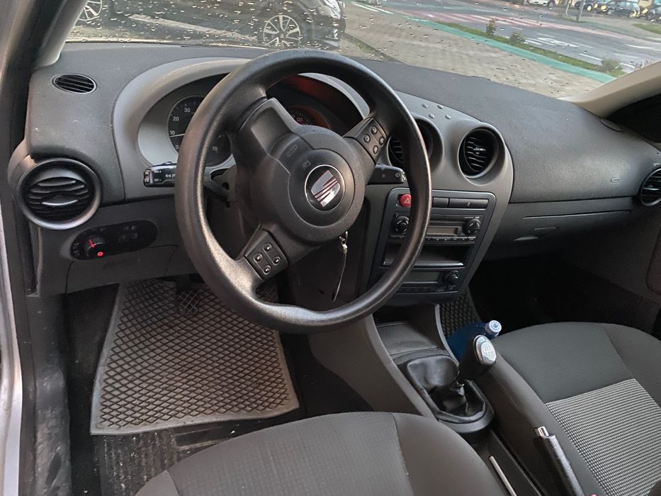 Vând Seat ibiza an2007