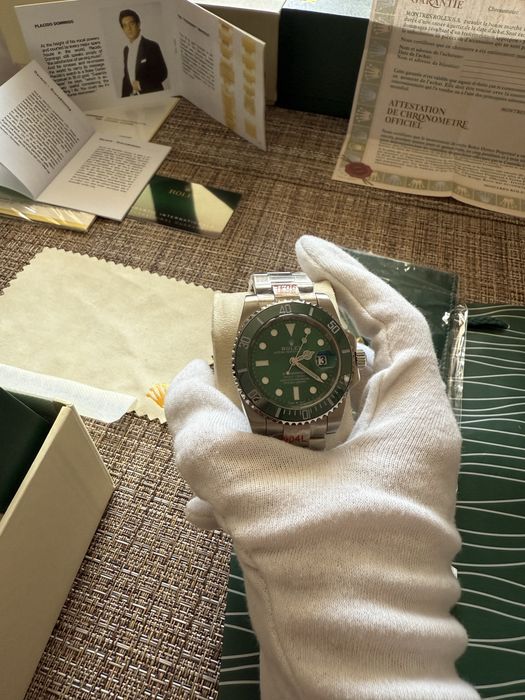 Часовник Rolex Submariner Hulk Ролекс Събмаринър Хълк