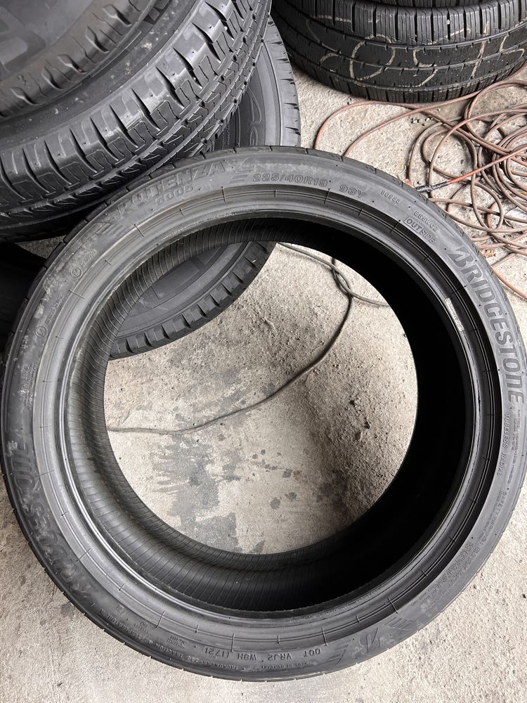 4 anvelope vara 255/35/19 + 225/40/19 , Bridgestone !