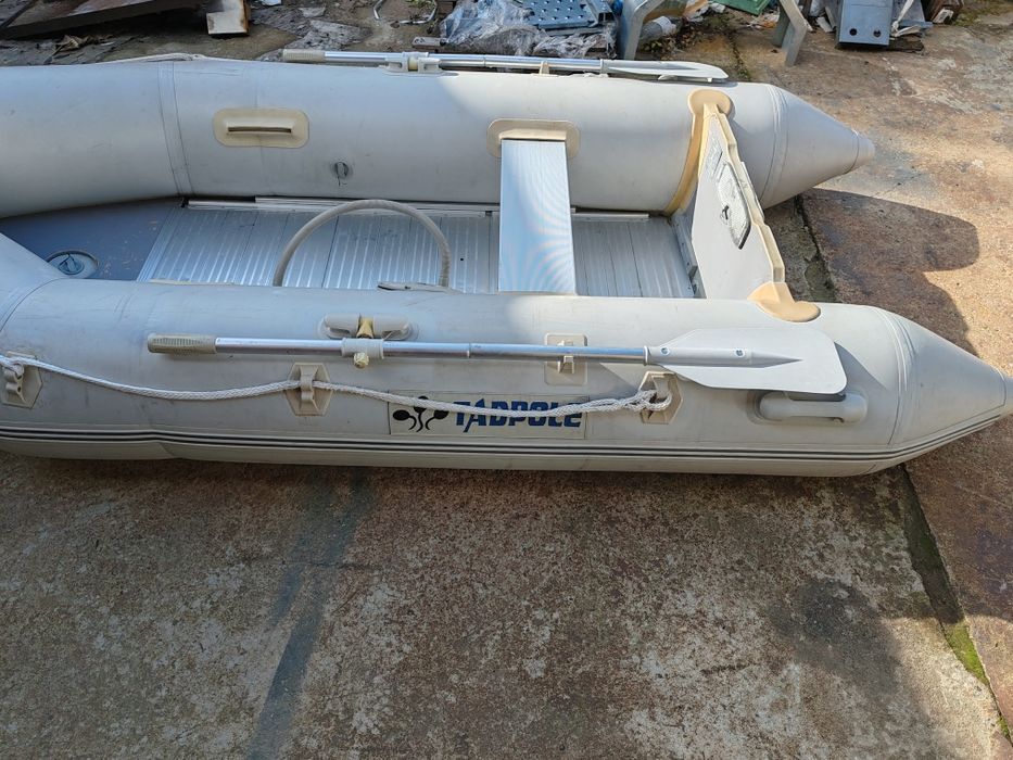 Надуваема лодка Tadpole 300см