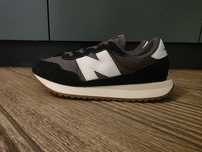 Дамски маратонки New Balance 327