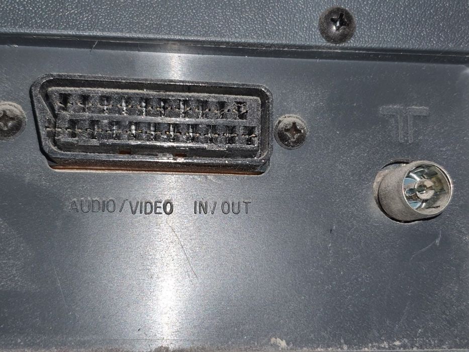 Телевизор NEO малък