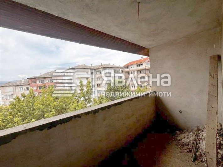Продава се Двустаен апартамент в Благоевград, Освобождение - 54 кв.м за 612 €/кв.м - Снимка #2