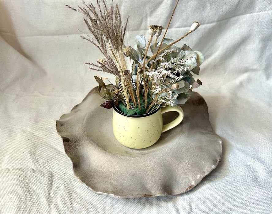 Ръчно изработена керамична декоративна чиния