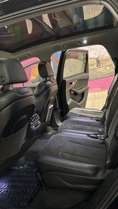Audi Q7. 2016 Model S Line Exclusiv 3.0 d Panoramic Night Vision