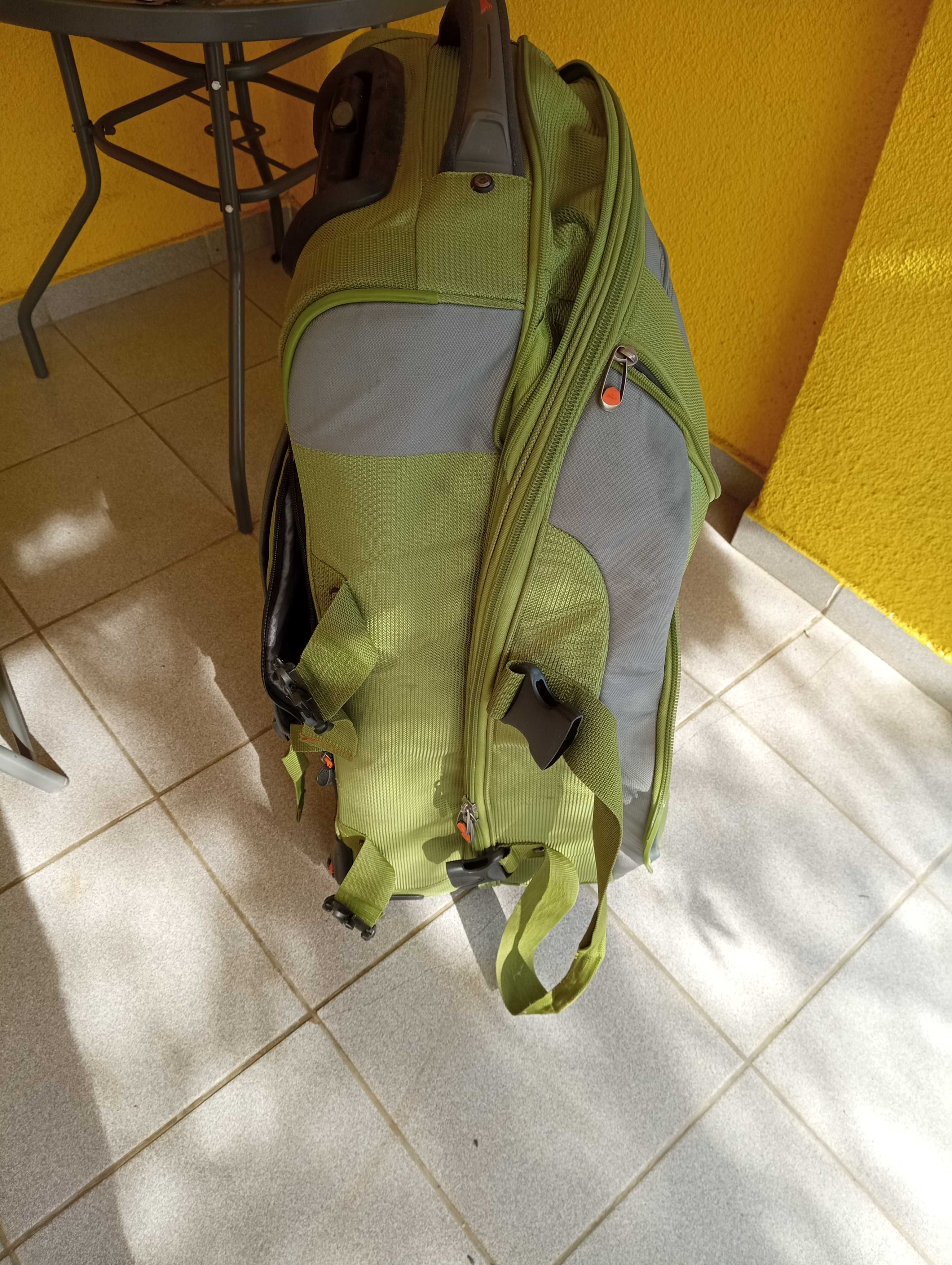 rucsac,geanta,troler,trei in unu, marca High Sierra,dimensiune mare