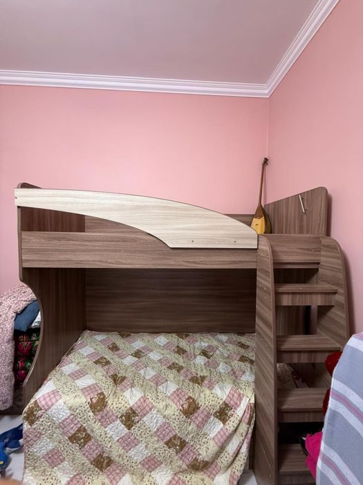 Двухярусная кровать