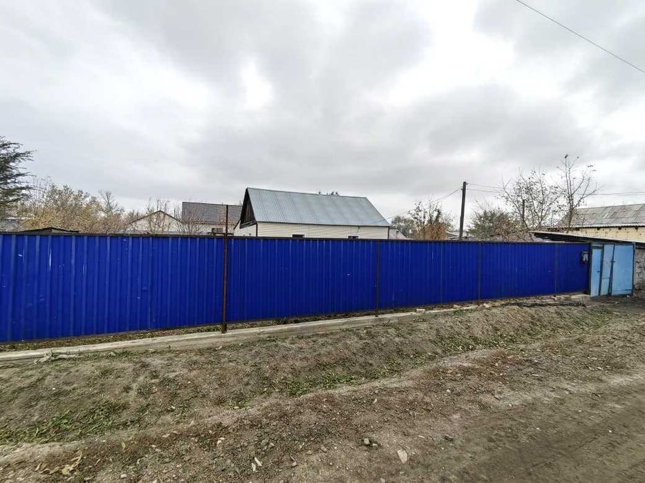 Трёхкомнатный дом 70м² с зем участком 8 соток район ЖБИ ул.Пожарского