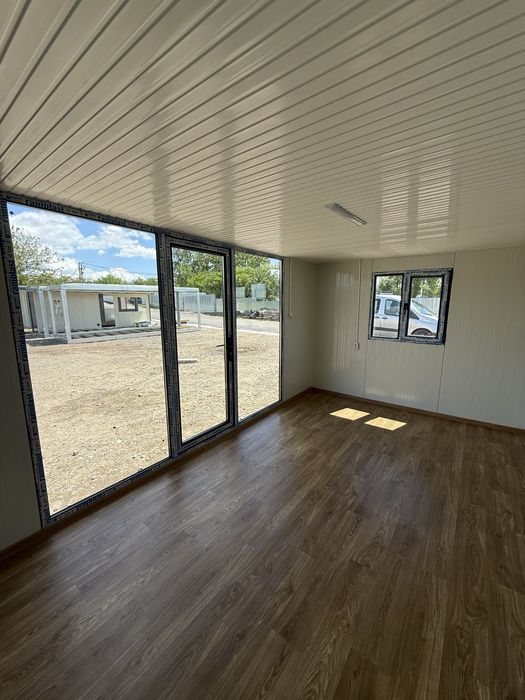 Vindem containere modulare tip birouri