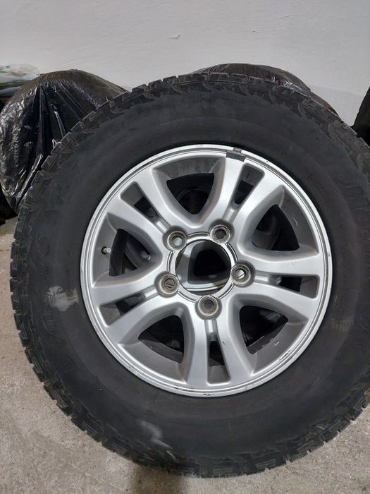 Продам колесо  от Toyota land cruiser 100