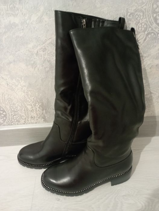 Продам сапоги женские 38-39