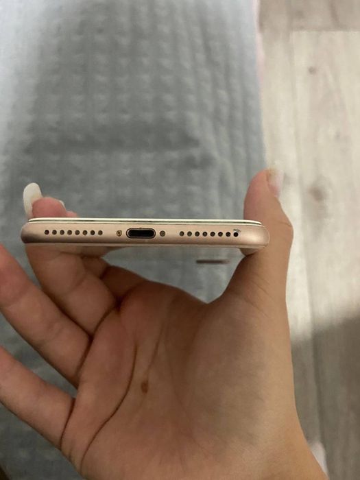 Iphone 8 plus в хорошем состоянии