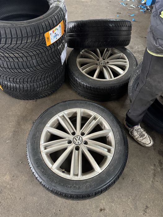 Vand anvelope vara 235/50/18