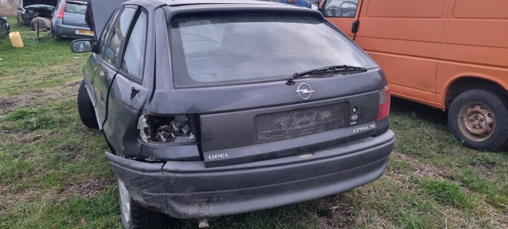 Opel astra f Астра ф 1.6 на части