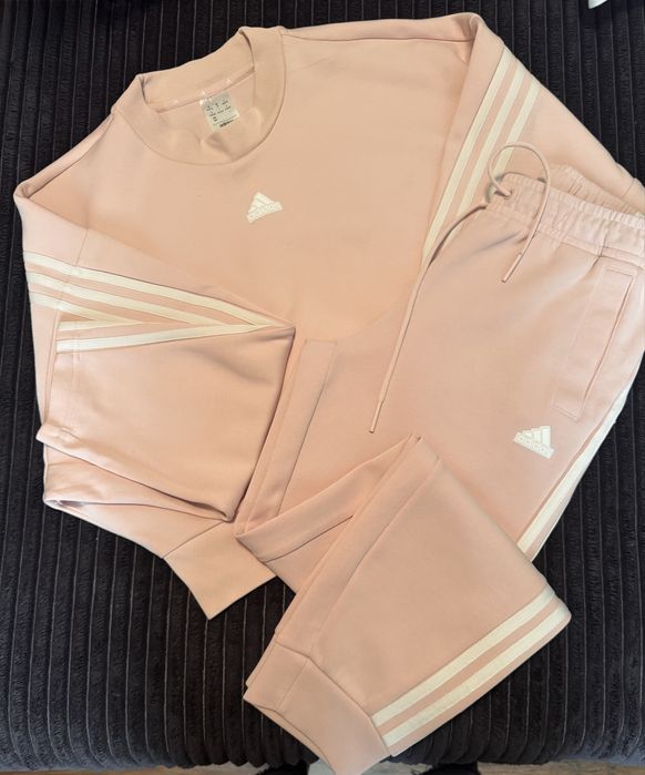 Дамски екип Adidas