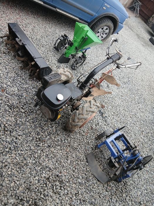 Motocultor...freza...plug