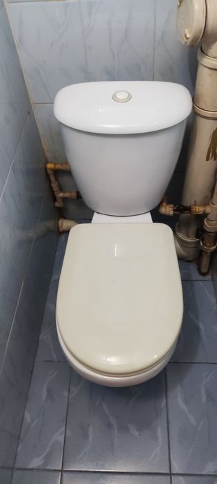 Унитаз б/у хорошее состояние бесплатно