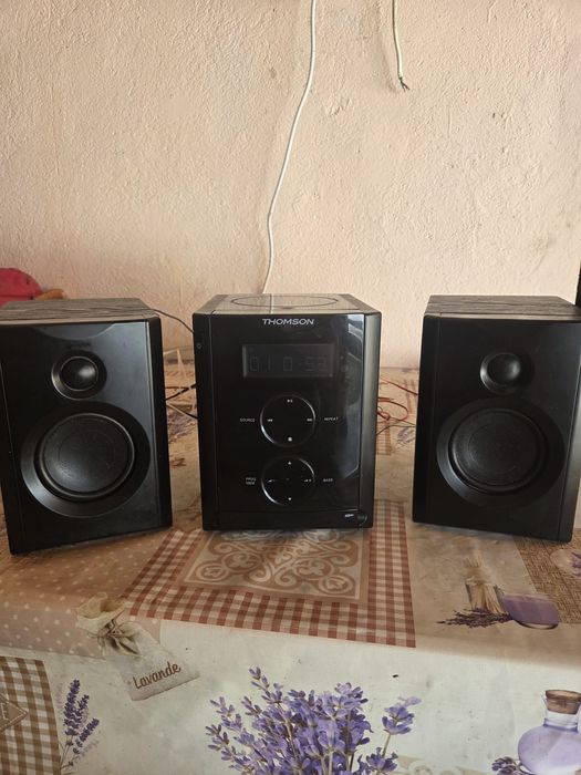 Vând sistem HI FI THOMSON