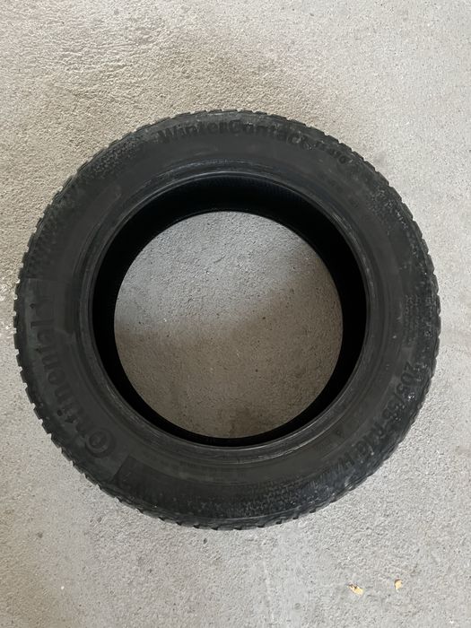 Vand 2 anvelope iarna !