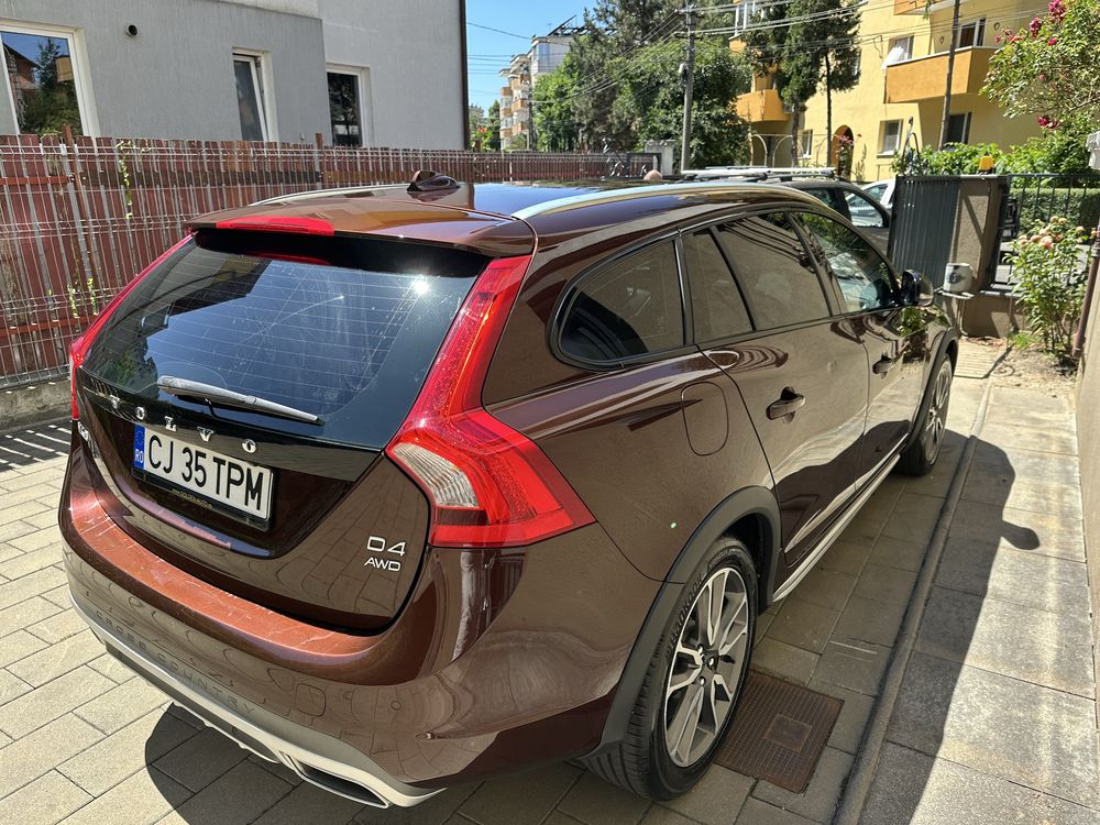 Volvo V60 cross country