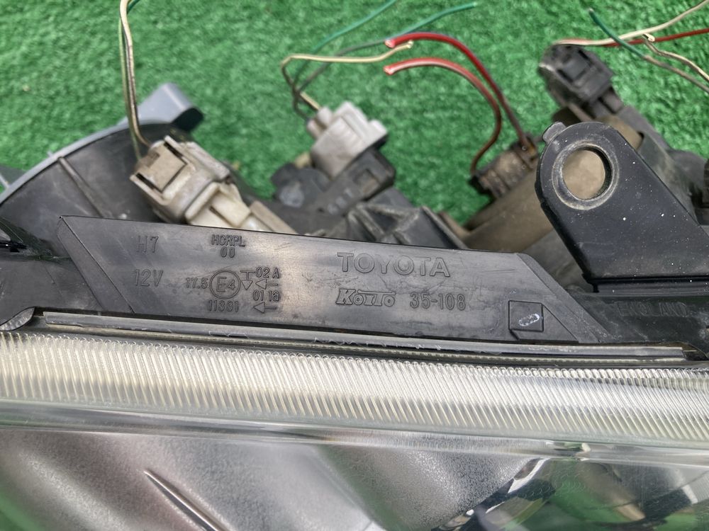 Фар/Фарове за тойота авенсис фейс лифт Т25/Toyota avensis T25 06-08г