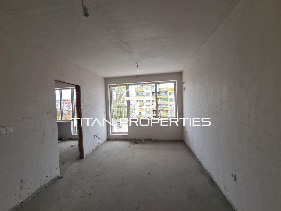 Двустаен апартамент в жк. Остромила