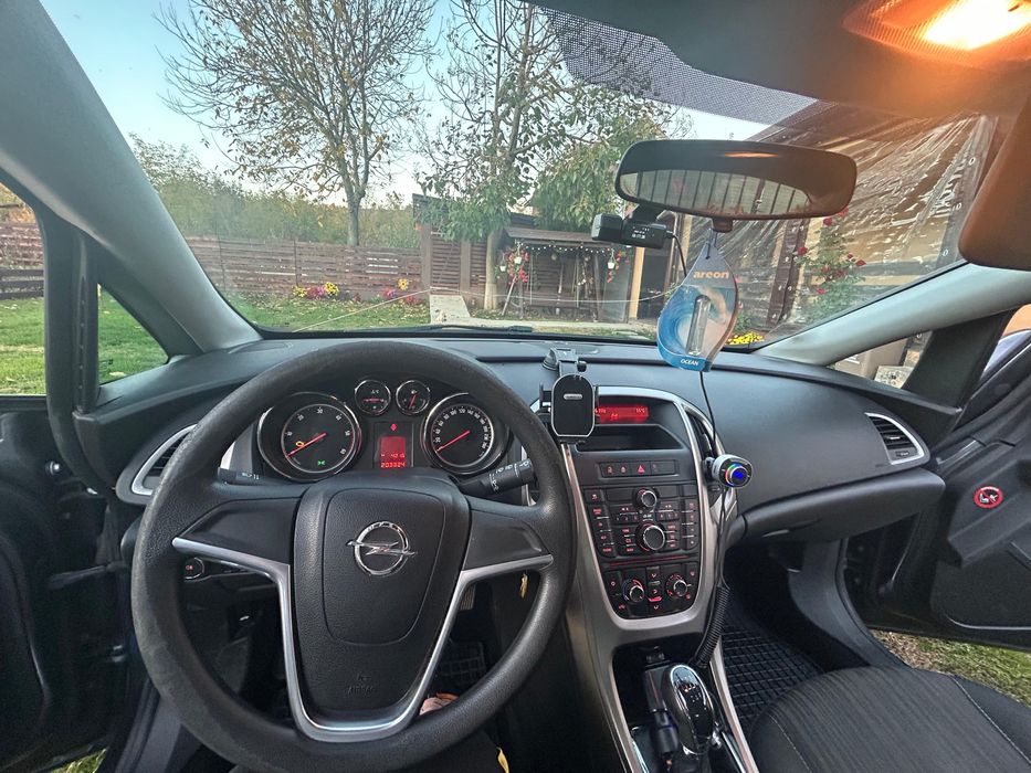 Opel Astra 1.7 CDTI, 81 kW, Euro 5, 2010