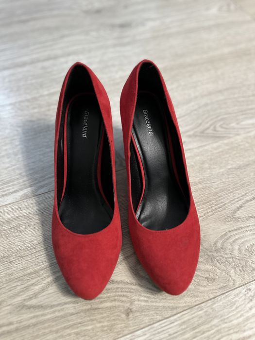 Pantofi piele intoarsa