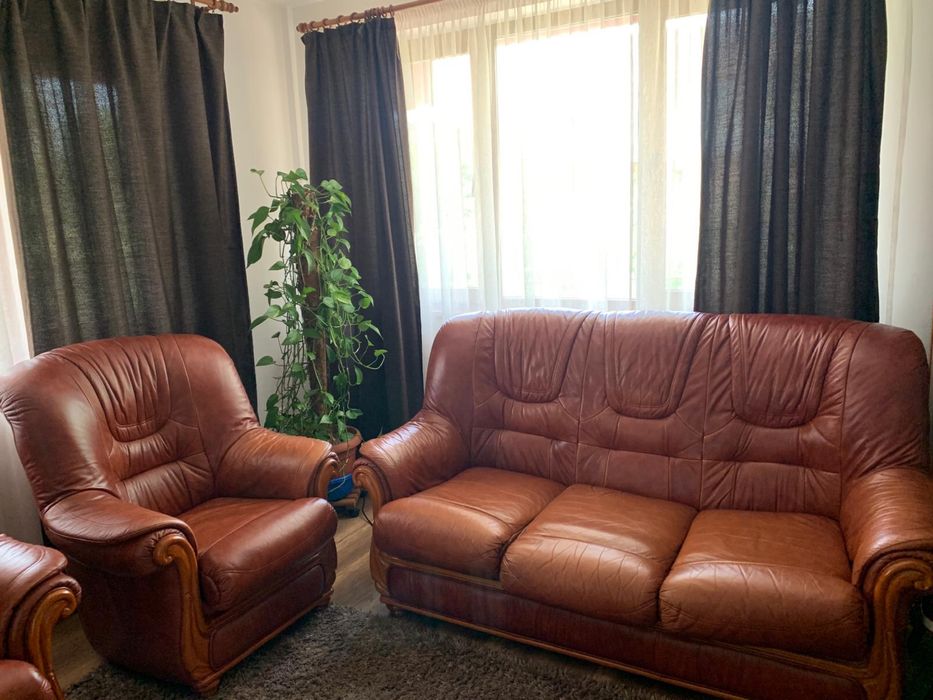 Canapea si fotolii, piele naturala si lemn de cires