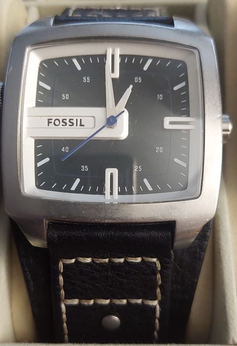 Vând ceasuri din colecția personală (Fossil, Orient, Timex, etc)