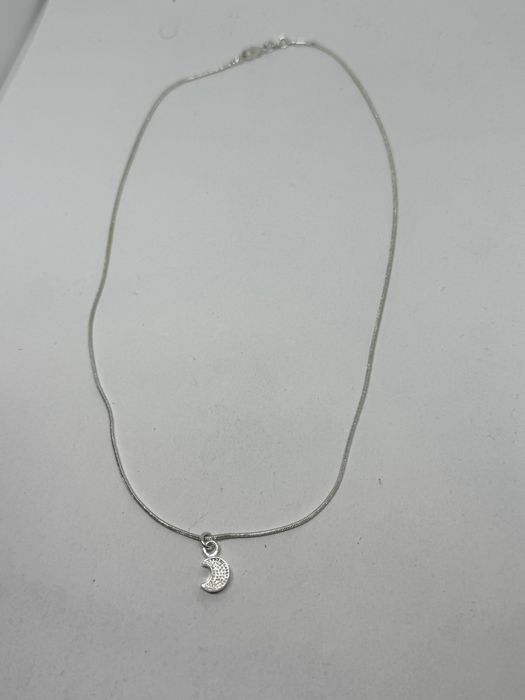 Нов сребърен синджир с висулка луна 4.54гр 925