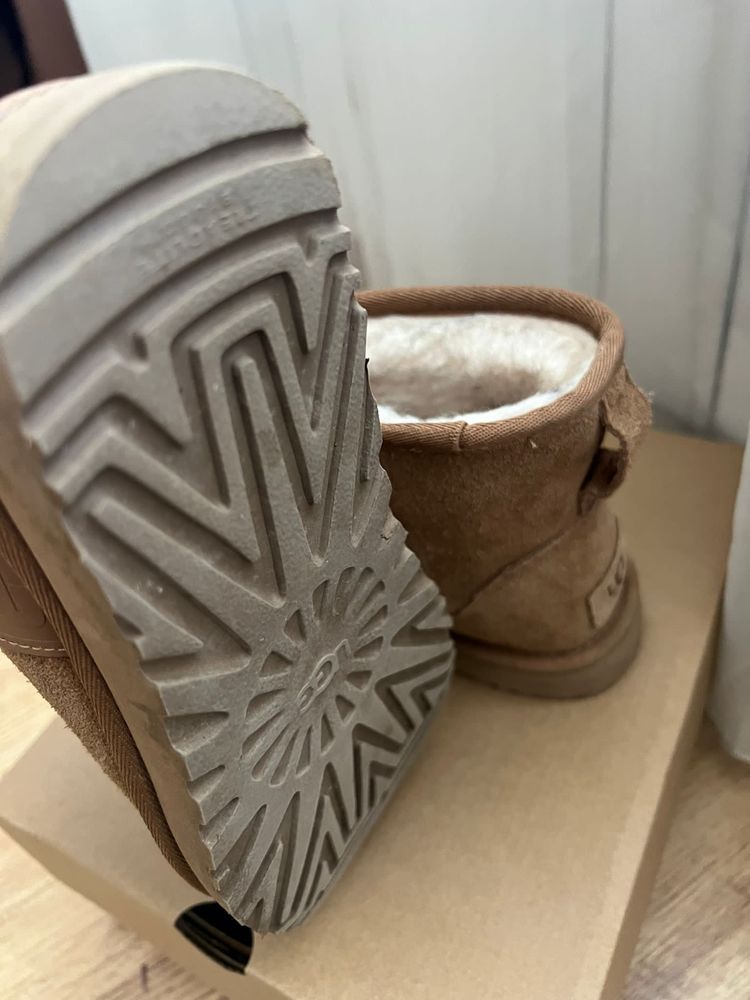 Ugg chestnut номер 36