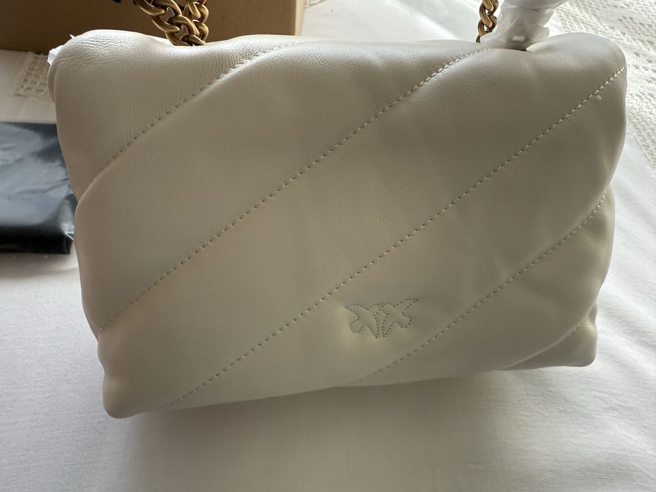 Чисто нова чанта Пинко