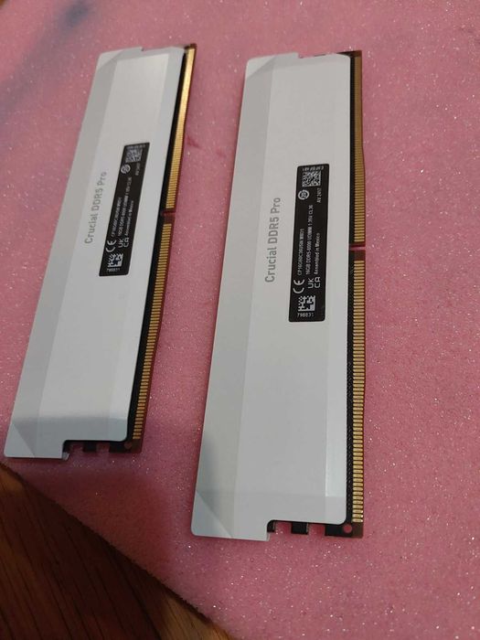 32GB DDR5 TeamGroup - 6400MT/s, Crucial Pro - 6000MT/s