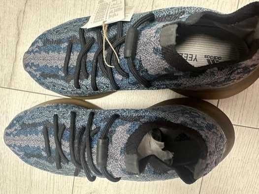 Yeezy 380 Covellite noi cu eticheta