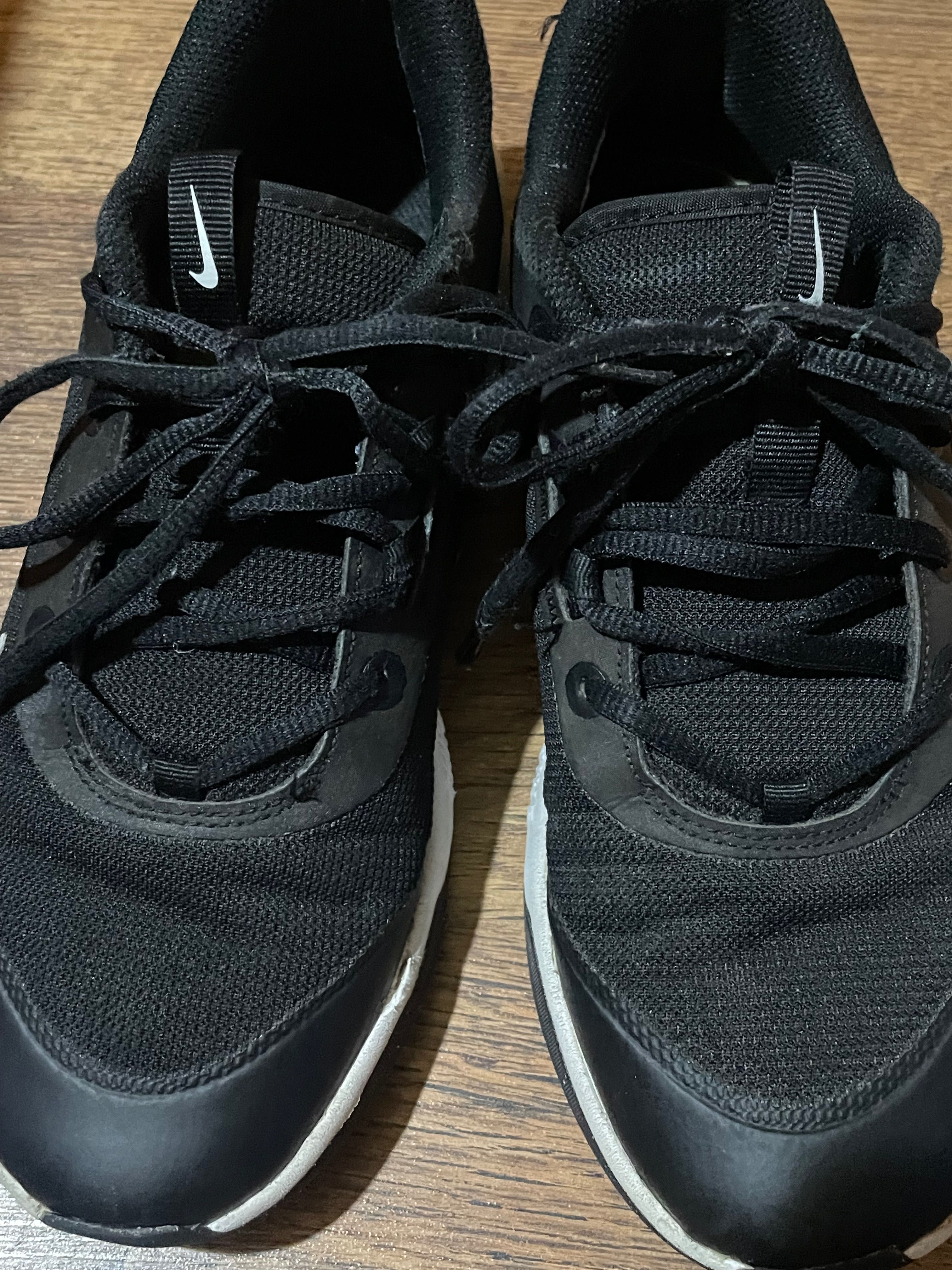 Nike -оригинални маратонки
