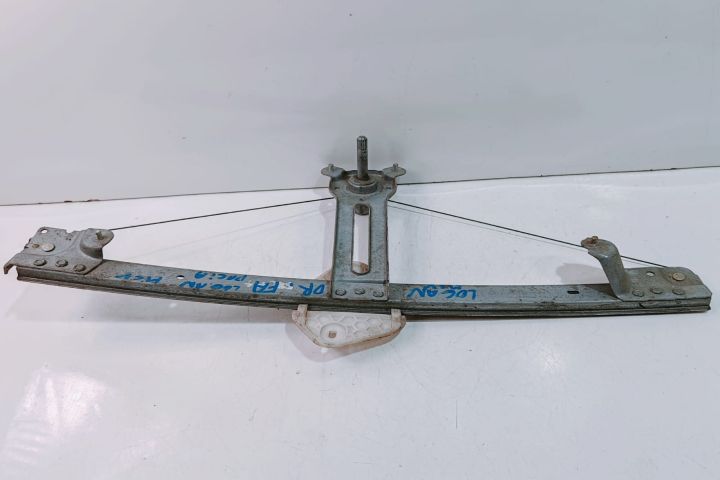 Macara stanga spate Dacia Logan prima generatie (facelift) seria