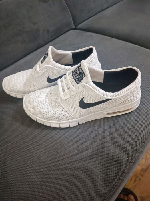 Оригинални маратонки Nike  N43-27.5см