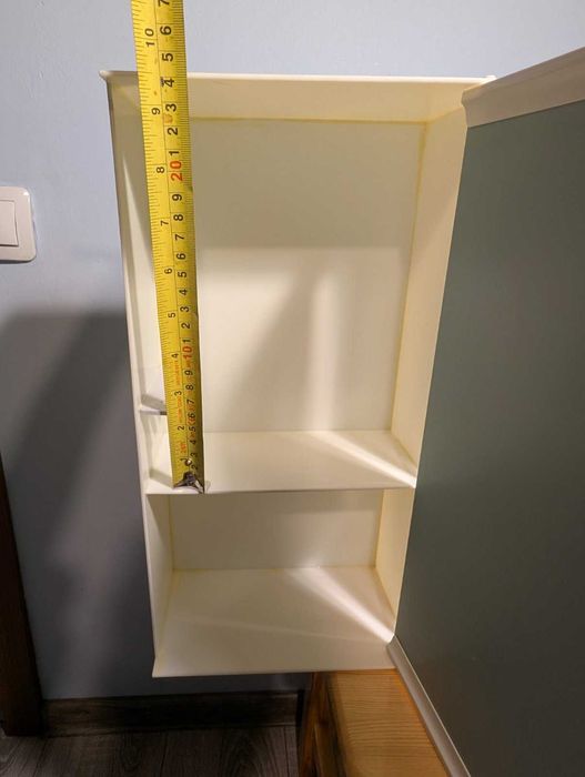 Трикрилен огледален шкаф за баня