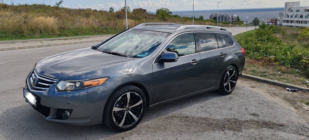 Honda accord 8 combi distronic