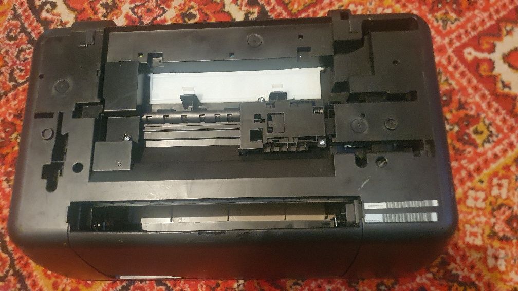 Принтер продам срочно hp2520