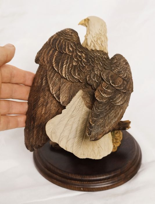 Figurină decorativă Vultur din Colecția Country Artist, din rășină