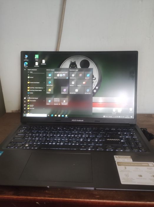 Продам ноутбук Asus Vivobook