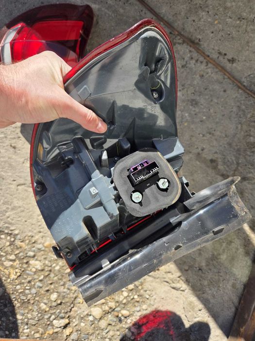 Stop Tripla lampa stanga dreapta haion aripa BMW X5 F15