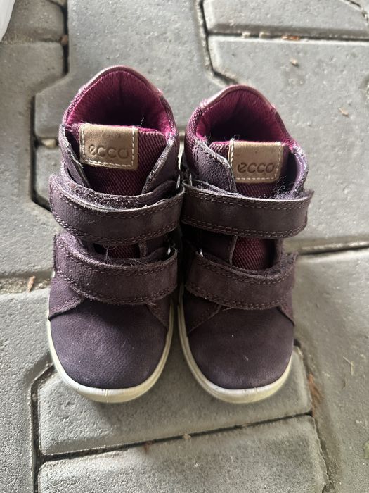 Papuci Ecco copii marime 24