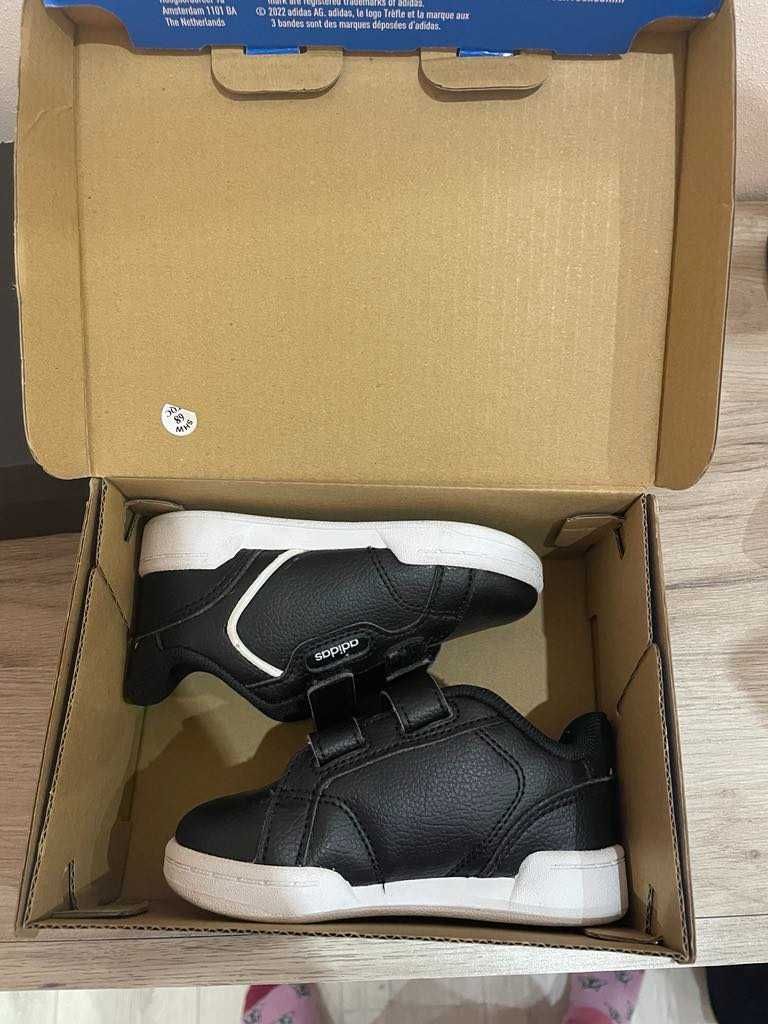 Детски маратонки Adidas и New Balance - 3 чифта