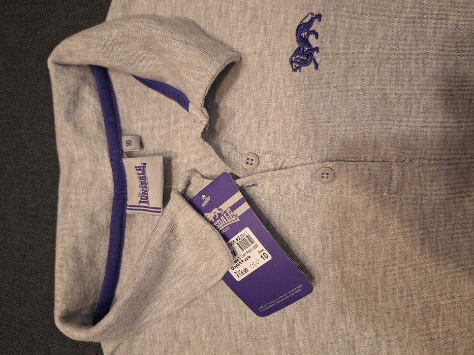 Нови дамски тениски на Lonsdale и Dunlop - размер 10