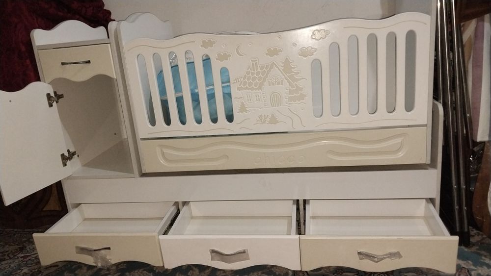 Детский кроват тулик комплект матраслари бн холати яхши куп ишлатилмаг